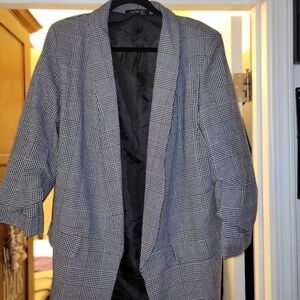 Boohoo Plus Black and White Plaid Blazer